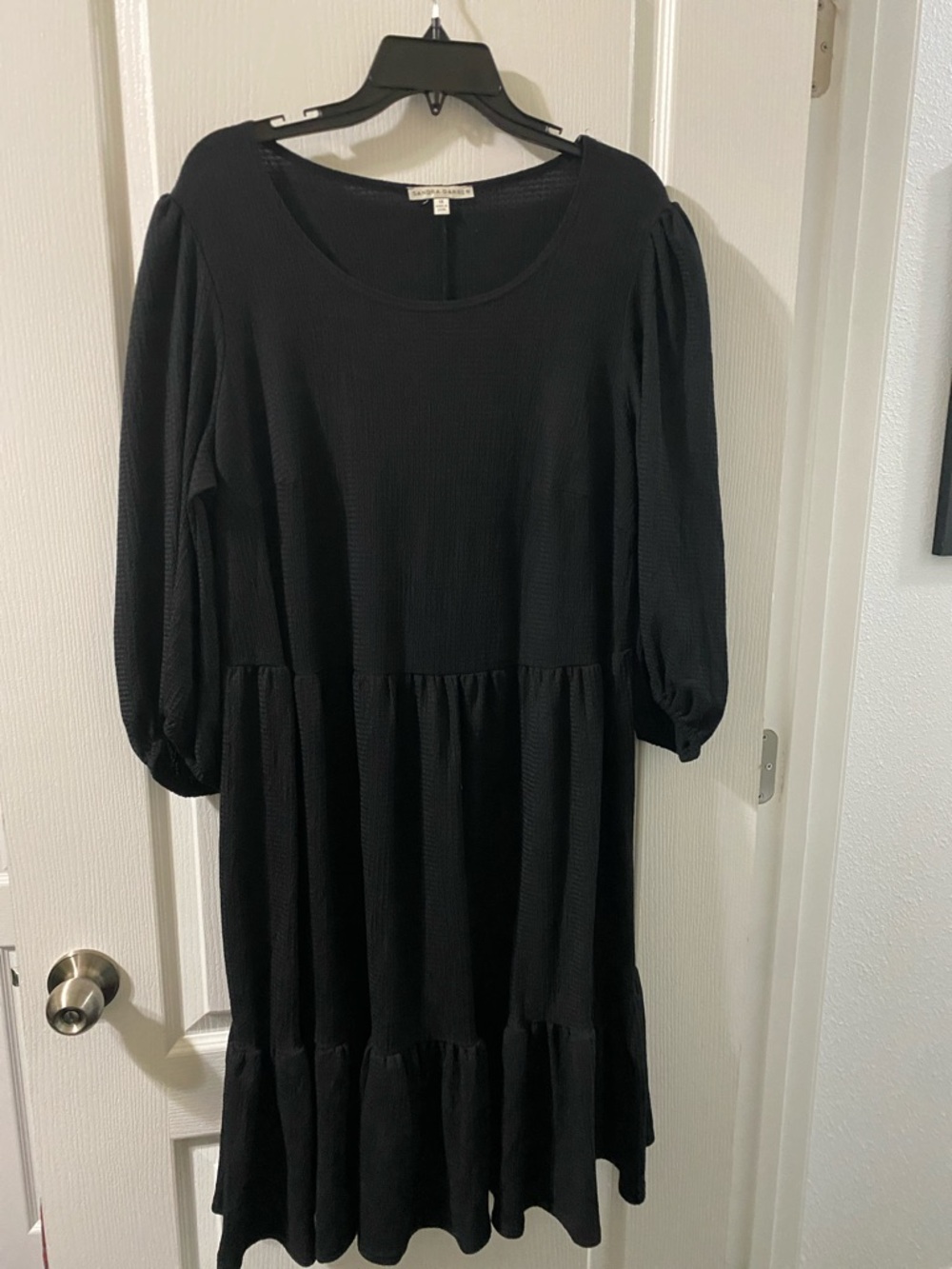 Sandra Darren Black Tiered Puff-Sleeve Midi Dress